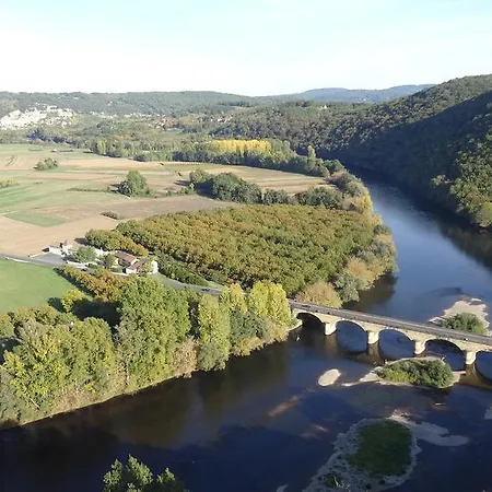Hébergement de vacances Terre D'histoire - Baignade - Canoë - Piste Cyclable à 100 M *